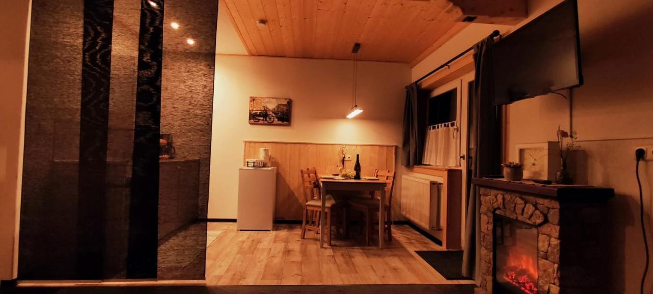 Ferienhaus Lechtaler Alpen Bach  Exterior foto